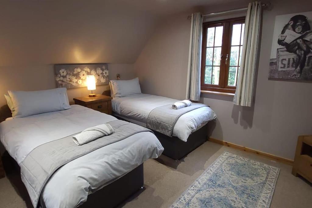 Artro Lodge Luxury 3 Bedroom, 3 Bathroom & Hot Tub 란베드르 외부 사진