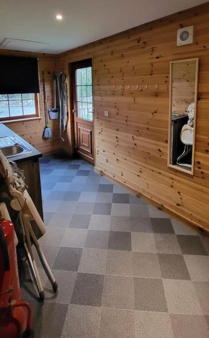 Artro Lodge Luxury 3 Bedroom, 3 Bathroom & Hot Tub 란베드르 외부 사진